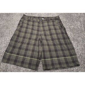Lululemon Men’s Kahuna Athletic Chino Shorts Green Plaid Size 36 EUC